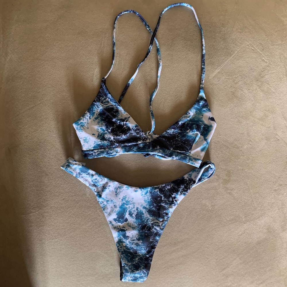 Zaful waves bikini *Never Worn*